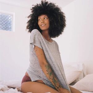 Hatch “the everyday linen tee” in Gray